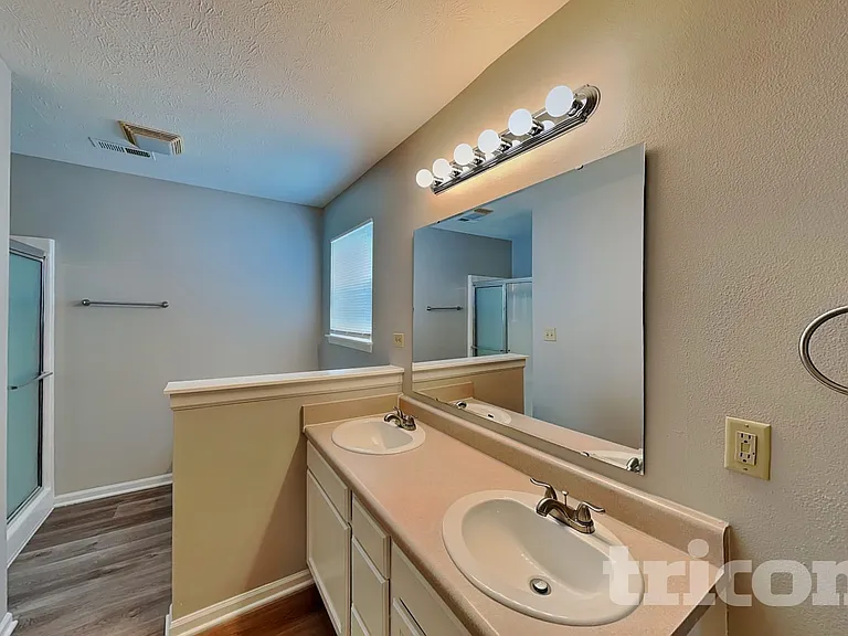 238 Heartwood Hl — Photo 10