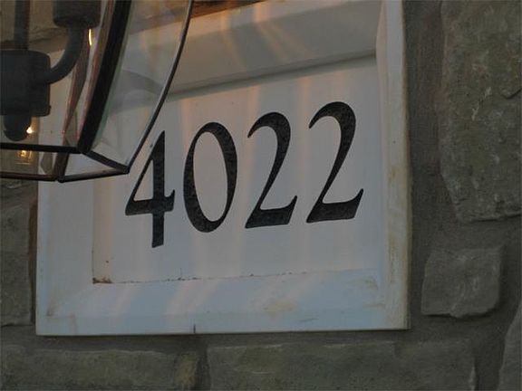 4th image of 4022 Geary St