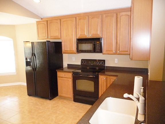 2nd image of 2413 Willowbend Dr