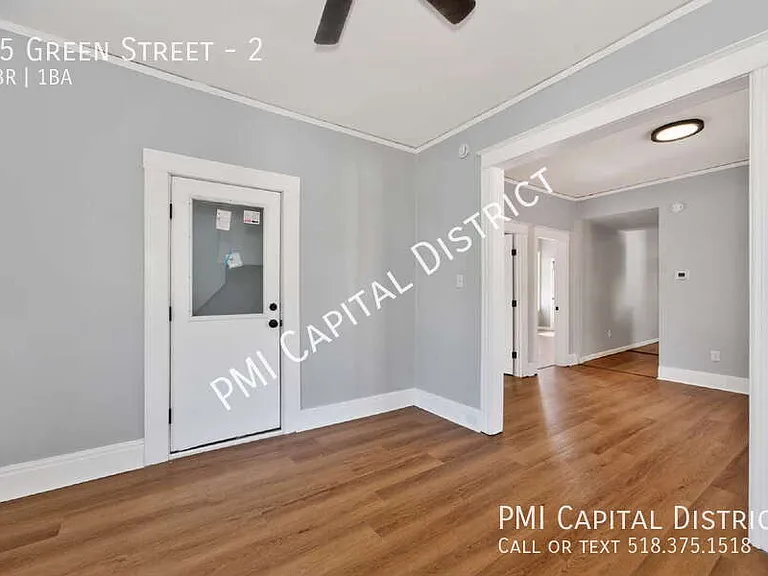 25 Green St #2 — Photo 7