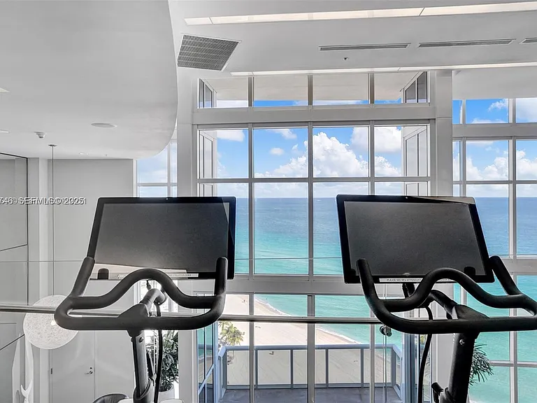 18201 Collins Ave #901 — Photo 14