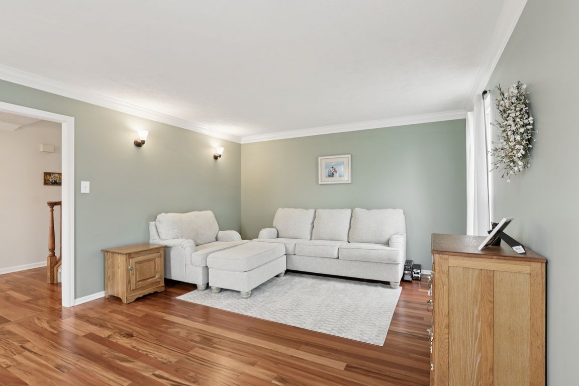 next background image