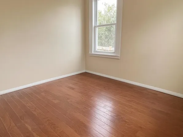 102 Lexington Avenue image 3 of 10