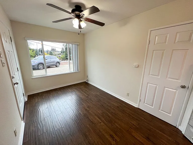 4920 Jensen Rd #B — Photo 1