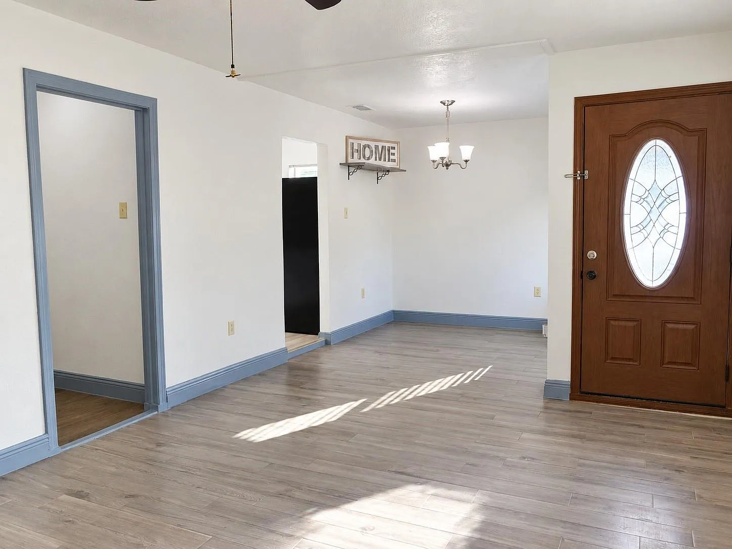 3 bed, 1.0 bath, 940 sqft, $1,550 — Photo 3