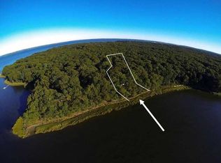 43 Pojac Point Rd, North Kingstown, RI 02852