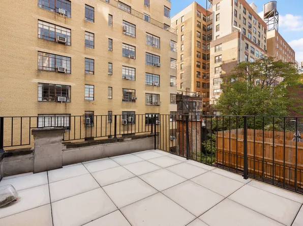 8 West 87th Street image 3 of 10