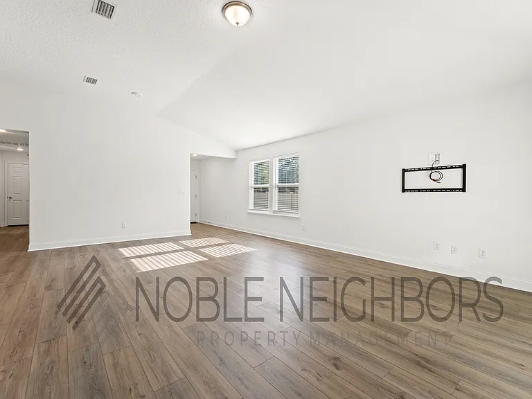2907 Lucille Ln Middleburg FL
Noble Neighbors Property Management