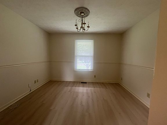 3rd image of 2218 Kim Dr