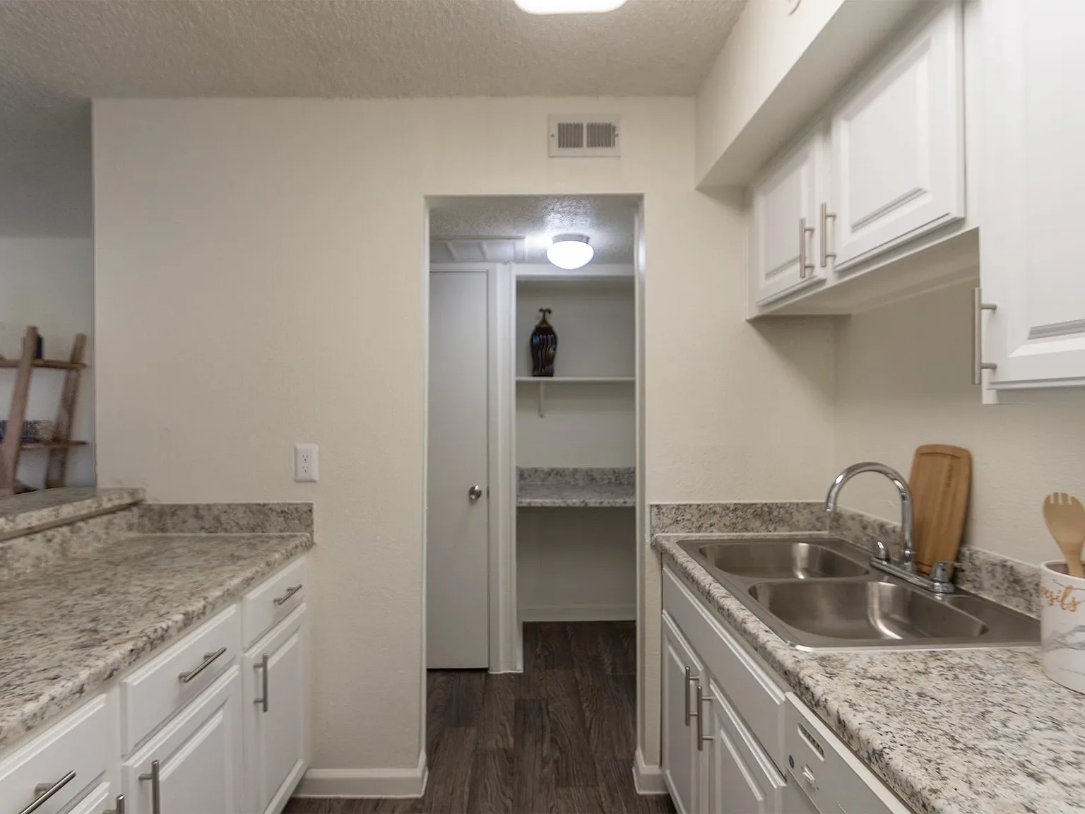 Princeton Court — Photo 3
