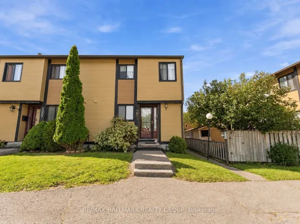 7009 Bilberry Dr, Ottawa, ON K1C 2C2