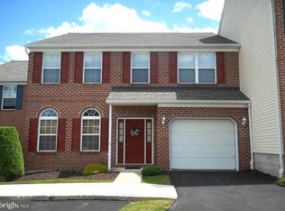 12 Creighton Cir, Shillington, PA 19607