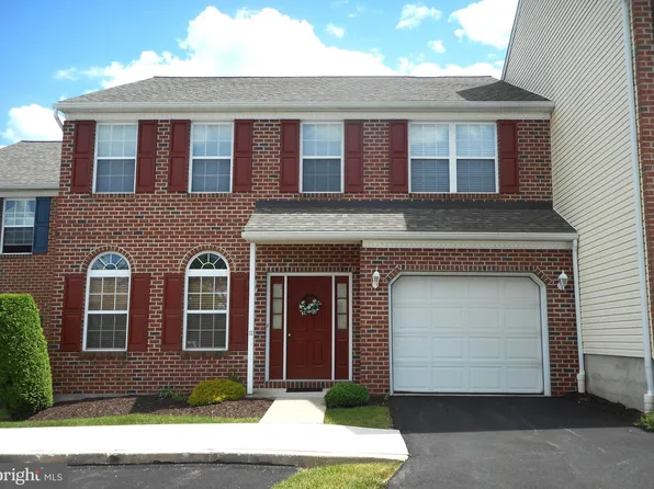 12 Creighton Cir, Shillington, PA 19607