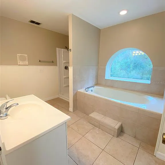 2431 NW 4th Ter #2431 — Photo 30