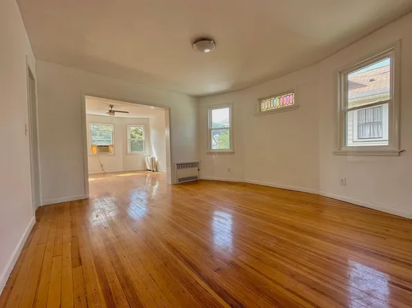 89 Swaine Pl Floor 2, West Orange, NJ 07052