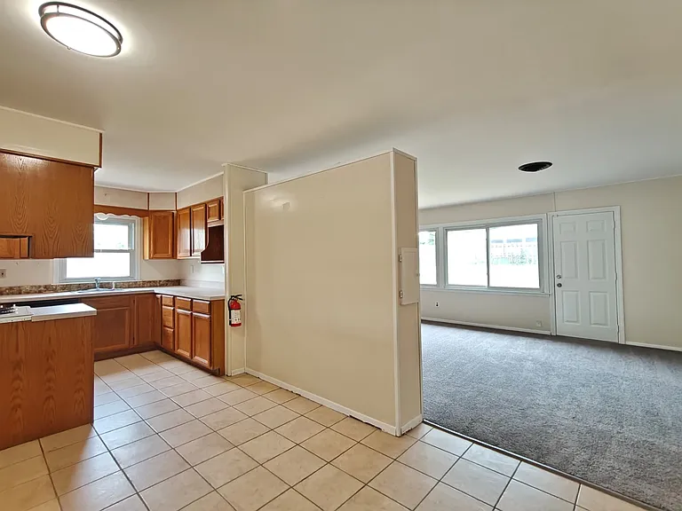 65 Sandstone Ln — Photo 4