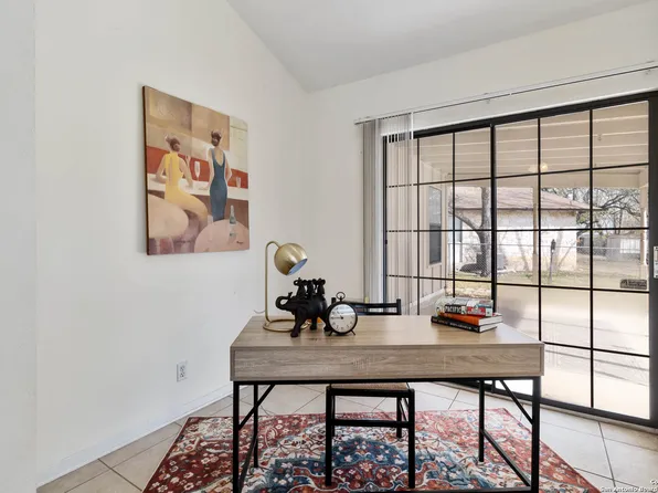 14201 Walmer, San Antonio, TX 78247