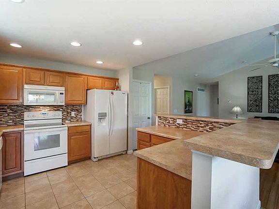 4th image of 3 Jerri Ct