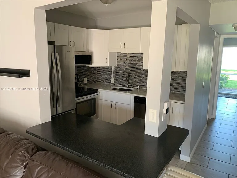 217 Fanshaw Dr #F-unit 217 — Photo 12