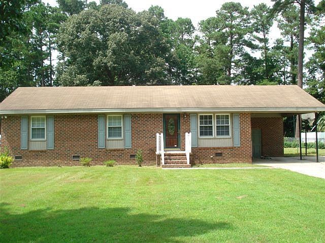 1st image of 3667 Longleaf Dr NE