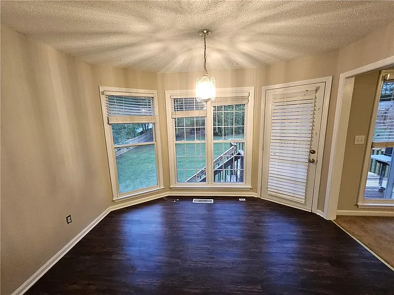 144 Hunters Trce — Photo 11