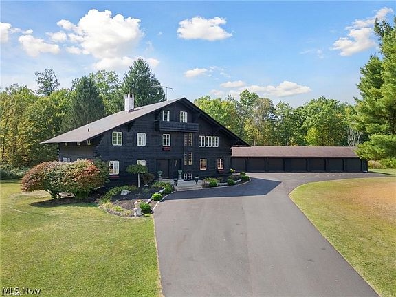 2nd image of 550 Warner Rd SE