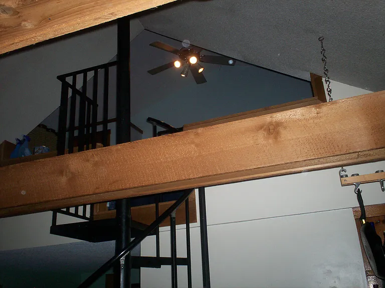 1/2 Lebanon Ave — Photo 1