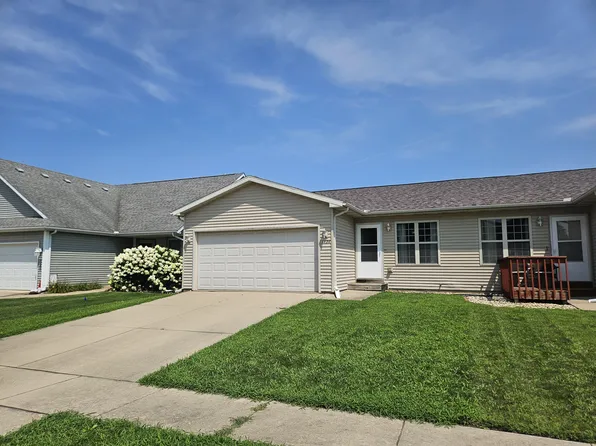 1826 Park West Dr, Normal, IL 61761