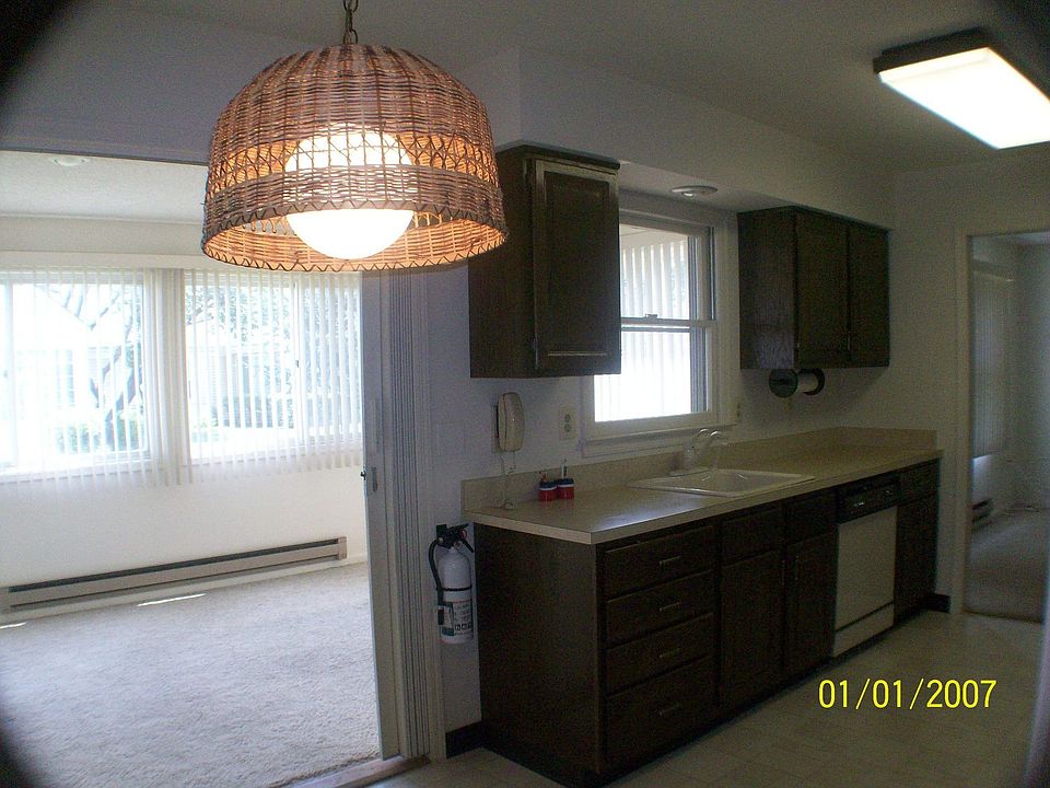 2nd image of 625A Old Nassau Rd