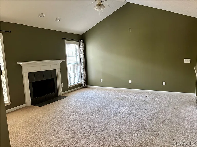 1315 Cameron Ct — Photo 21