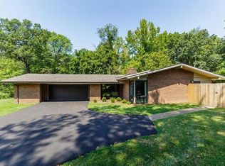 15 Sunswept Dr, Saint Louis, MO