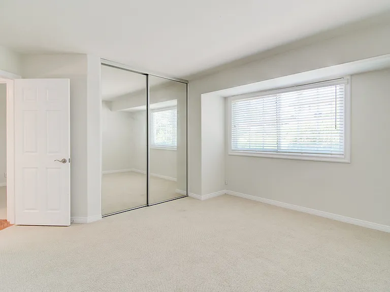 24261 Cascades Dr — Photo 31