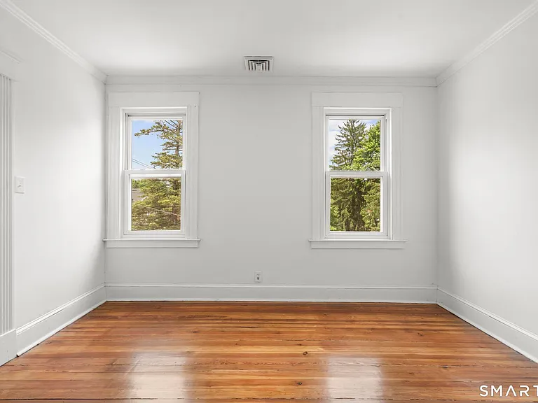132 Bunker Hill Ave #3 — Photo 15