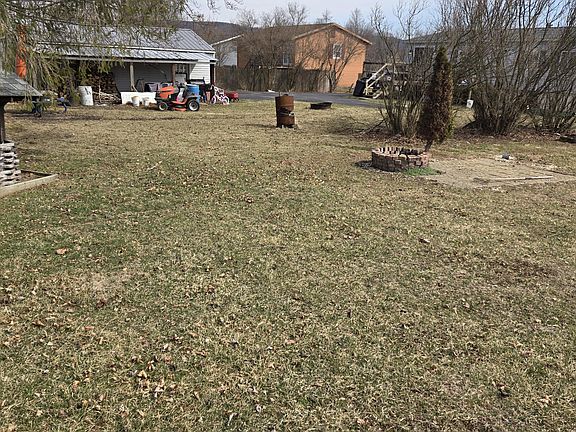 5th image of 1885 Seagrave Dr