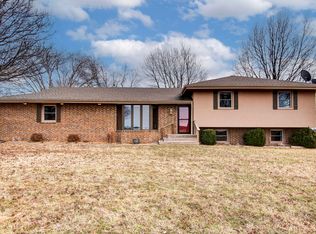 10642 Lawrence 1150, Mt Vernon, MO 65712