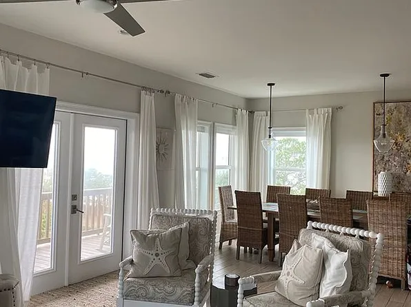 6558 Driftwood Dr, Gulf Shores, AL 36542