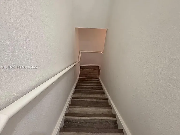 4003 Santa Maria Dr #101 — Photo 6