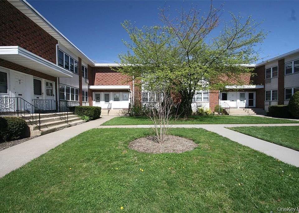 1st image of 139 Farber Drive #139