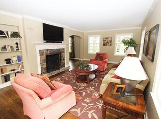 1250 Post Rd, Brookfield, WI 53005