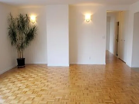 Rented by Corcoran | media 6