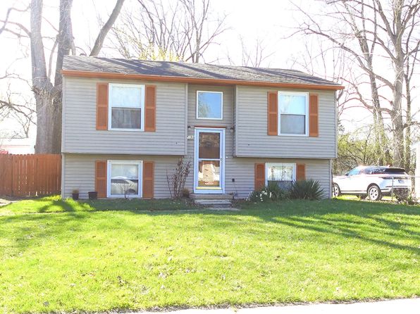 2190 Hemlock Dr, Ann Arbor, MI 48108