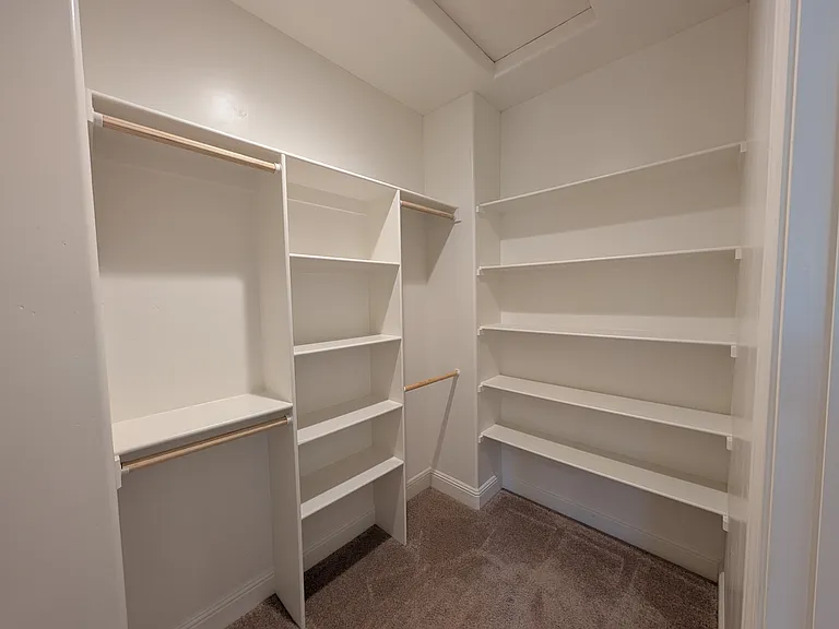 135 Bundeson Cir — Photo 13
