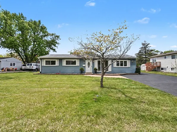 48 Pueblo Rd, Montgomery, IL 60538