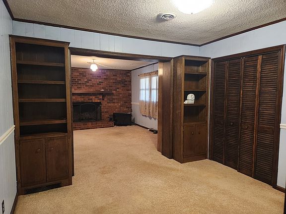 3rd image of 246 Northmont Blvd