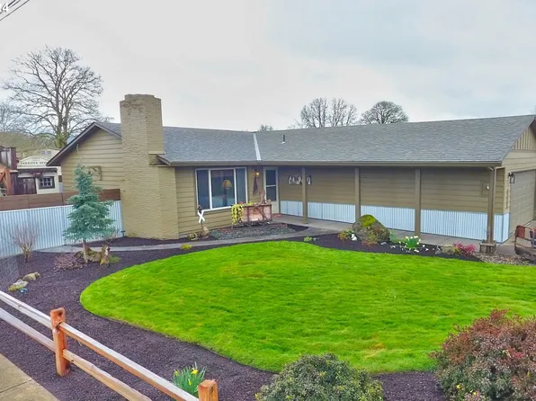 1160 S 12th Ave, Cornelius, OR 97113