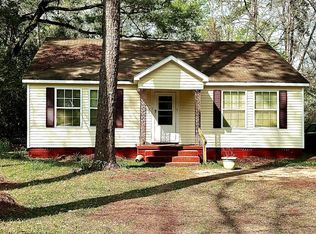 1104 W Newton St, Dothan, AL 36303