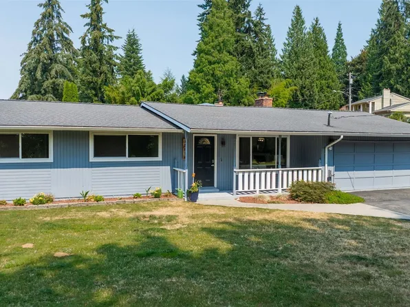 15814 Larch Way, Lynnwood, WA 98087