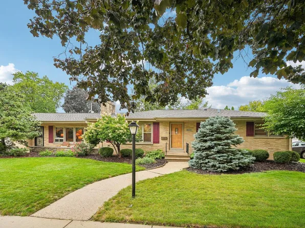 6520 50th AVENUE, Kenosha, WI 53142