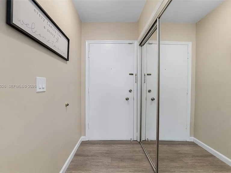 2201 NE 66th St #1323 — Photo 3