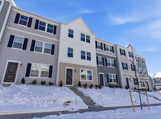 406 18th Ave, Ranson, WV 25438